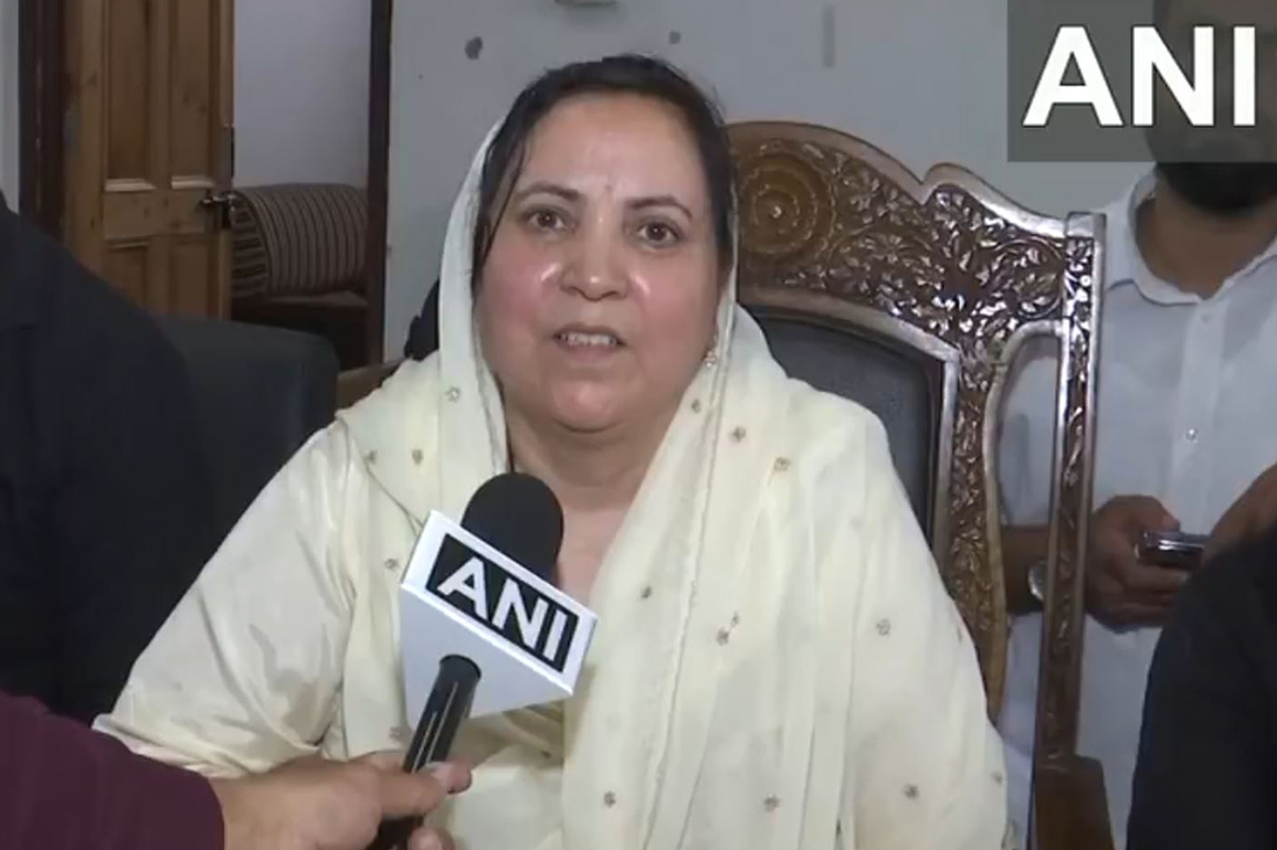 J-K Minister Sakina Itoo slams Mehbooba Mufti over remarks on FAT schools' takeover