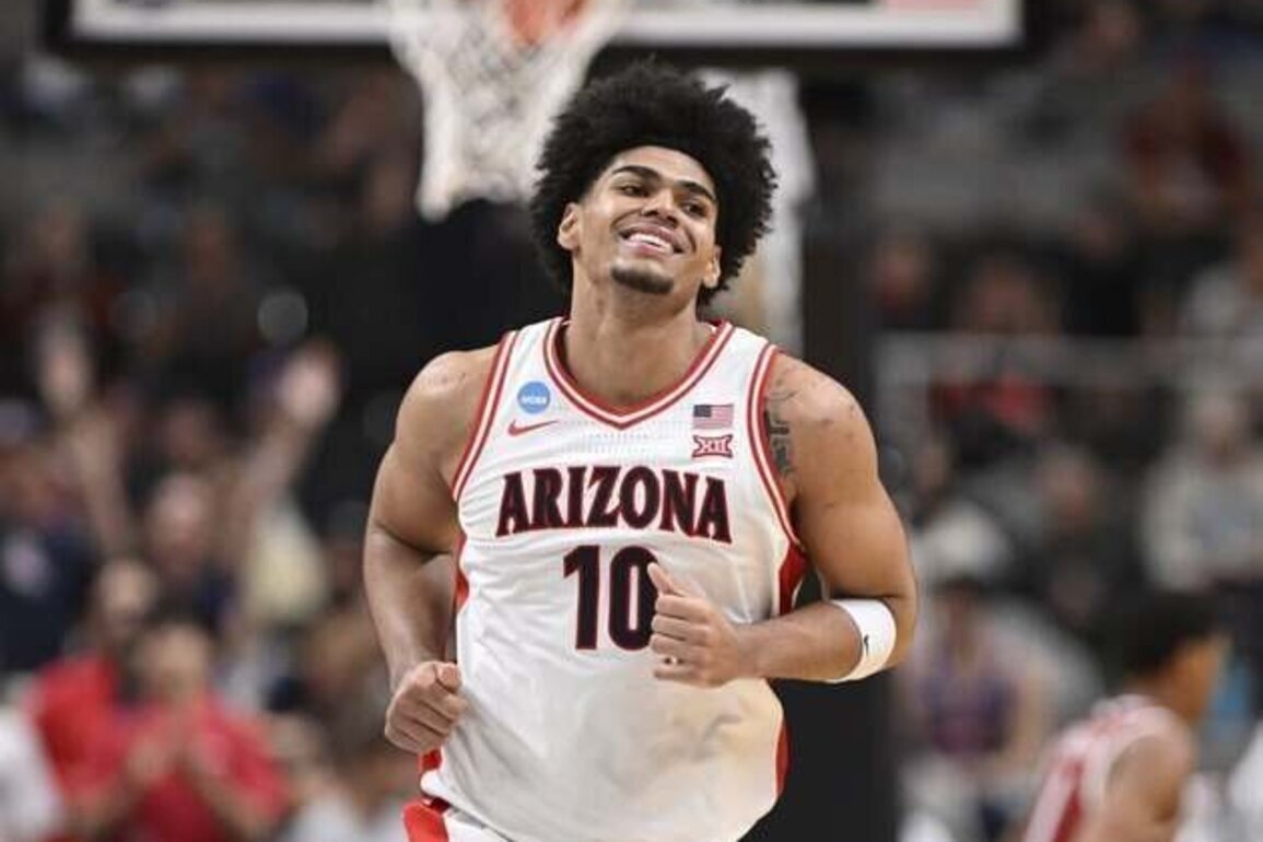 Freshman-fueled Arizona, senior-led Purdue collide in Elite Eight