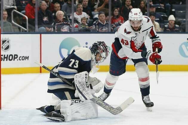 Alex Ovechkin scores No. 899, Capitals blast Blue Jackets