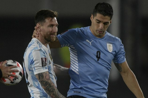 Suarez reveals why Messi is &#039;suffering at PSG