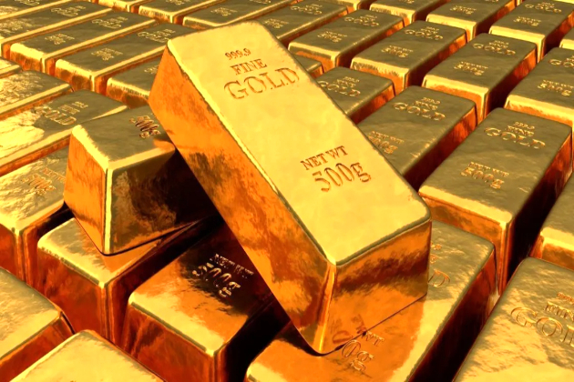 Gold surges past $3,100/oz, set for best quarter since 1986