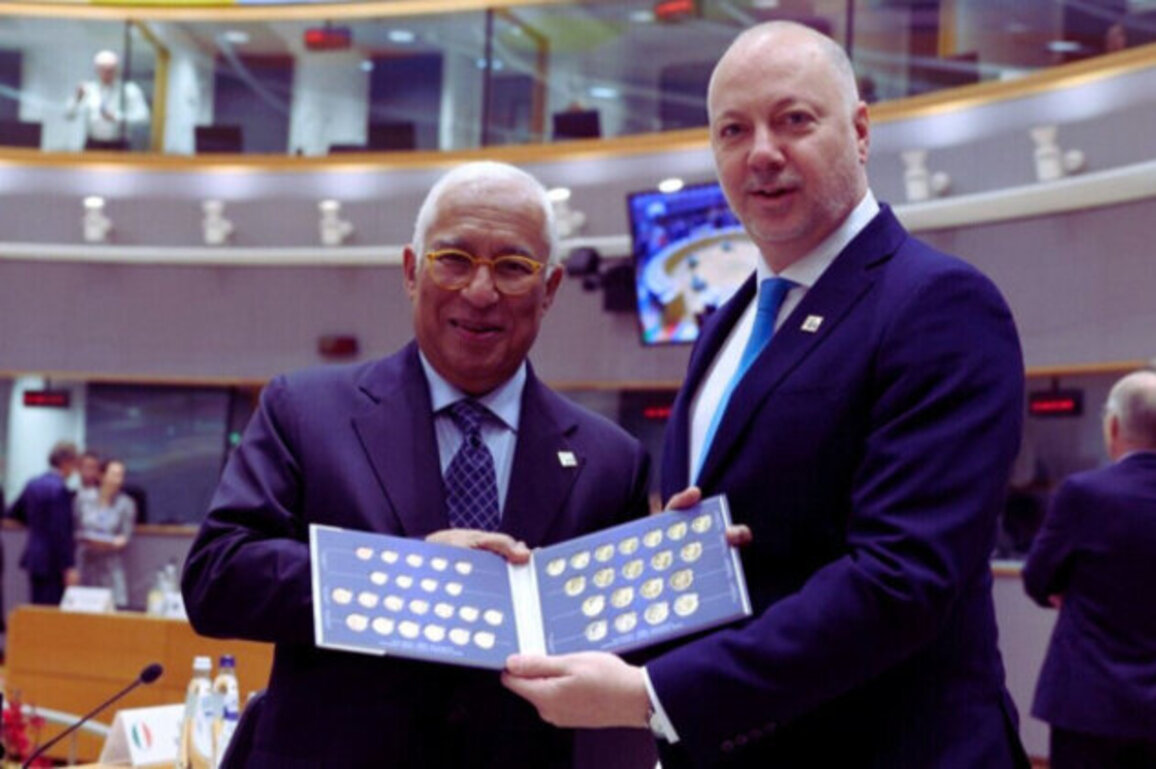 Bulgaria Presents Newly Minted Euro Coins to EU Leaders