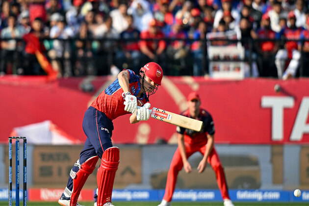 Connolly overtakes legendary Jayasuriya for most sixes in debut IPL season
