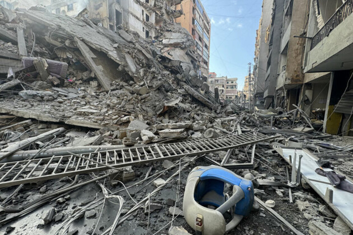 16 killed, 35 injured in Israeli airstrikes on Lebanon's Nabi Chit