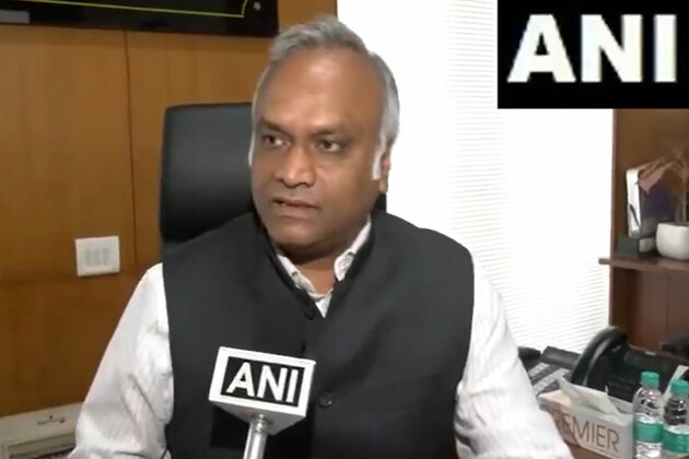 Karnataka: Priyank Kharge criticises Centre for "politics" over Kalasavalli-Ambargondlu bridge