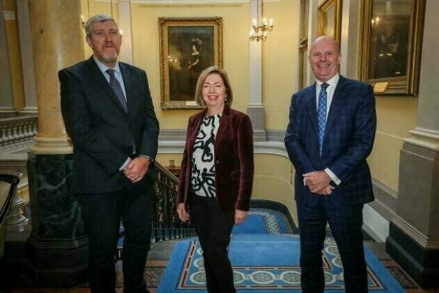 O'Dowd visits Belfast Harbour Commissioners