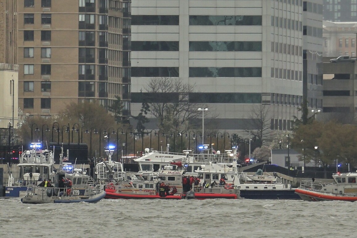 6 people, including 3 children, killed in Hudson River helicopter crash