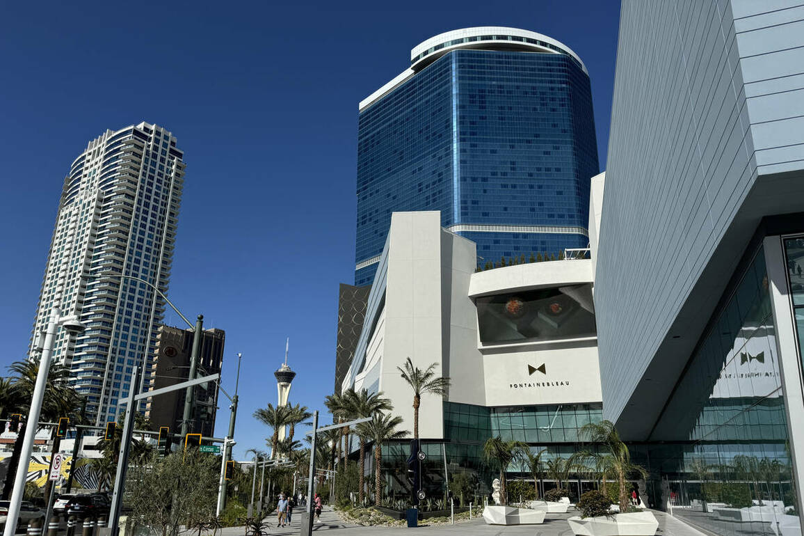 Cartier, Graff open stores at Fontainebleau on the Las Vegas Strip