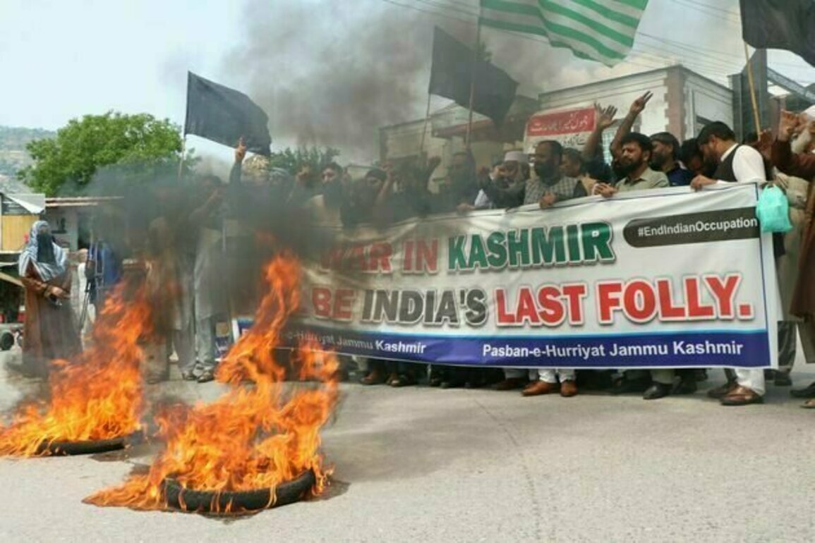 Why a hotline is needed to help bring India and Pakistan back from the brink of a disastrous war