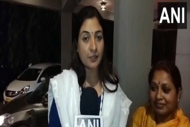 "Cleaning Yamuna being done for photo ops...": Congress' Alka Lamba