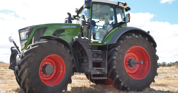 Fendt 828 Profi Plus
