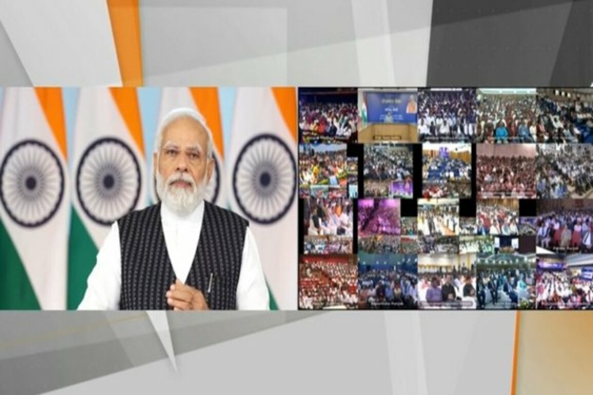 PM Modi takes dig at Lalu, Mamata; says 'rate card' for jobs gone, government focused on 'safeguarding' future of youth