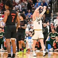 Fletcher Loyer, Purdue outlast Miami to advance to Sweet 16