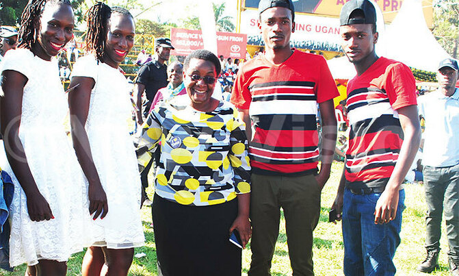 Twins festival to support the underprivileged Twins festival to support the underprivileged