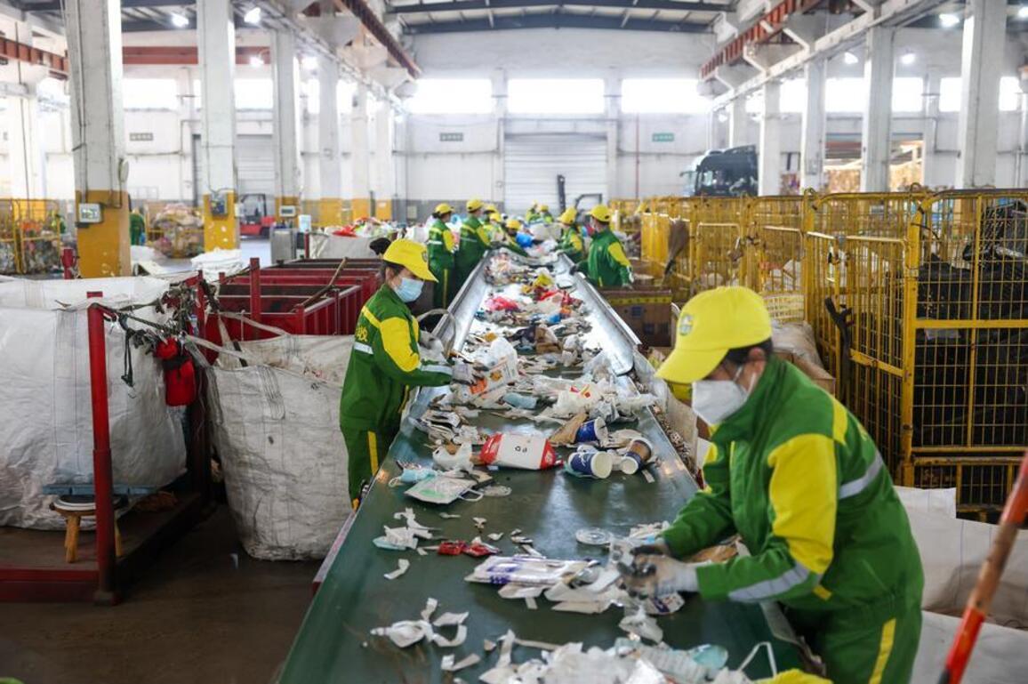 From trash to cash -- tech-driven recycling boosts circular economy in China
