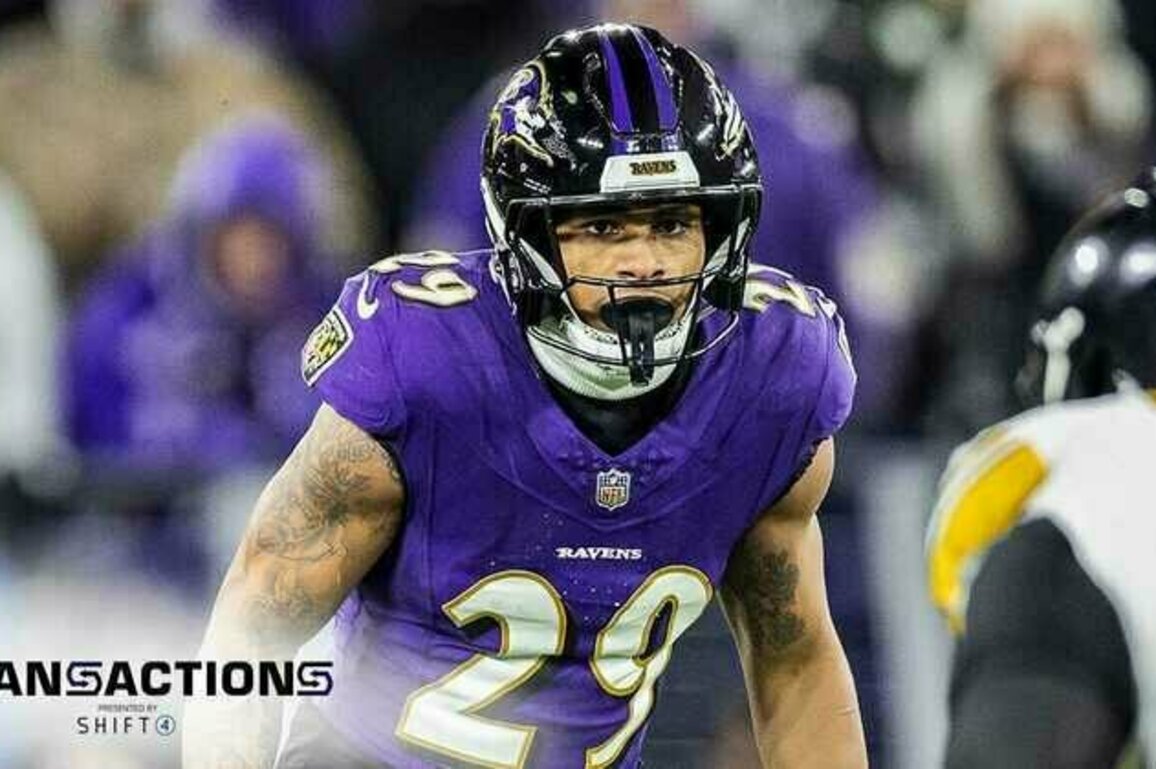 Ar'Darius Washington Signs Restricted Free Agent Tender