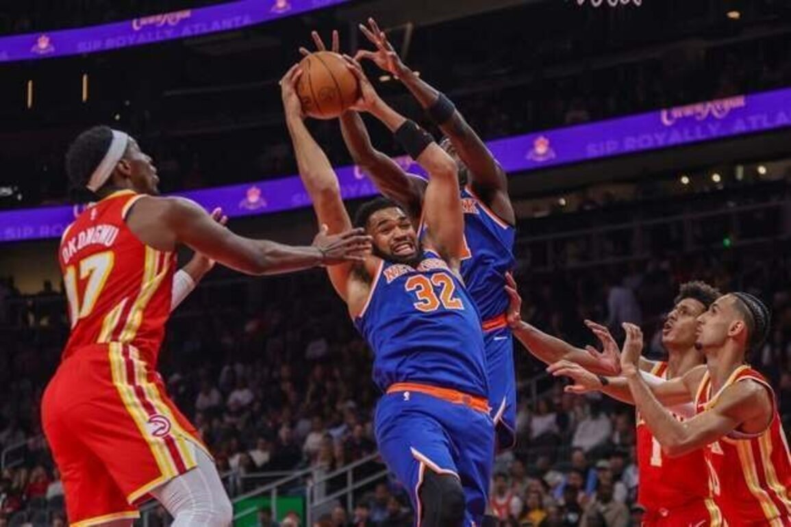 Knicks extend hot stretch, sneak past free-falling Hawks