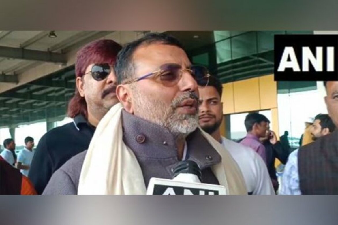 "They have made entire economy of country hollow": Nishikant Dubey attacks Congress over IT raids at Dhiraj Sahu's company premises
