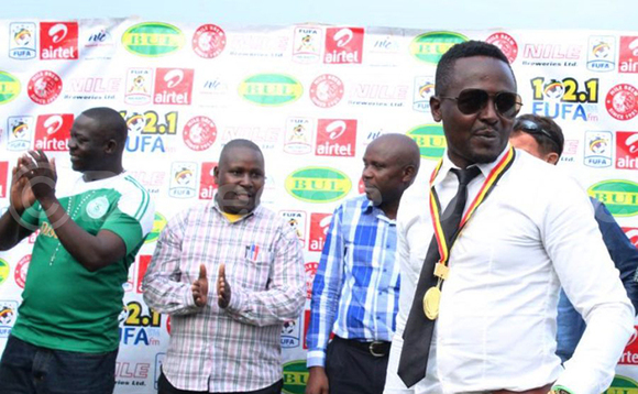 Allan Kabonge lwe yawangula engule y'omutendesi wa Big League Allan Kabonge lwe yawangula engule y'omutendesi wa Big League