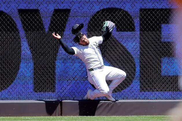 Yankees recall top prospect, put Jasson Dominguez on IL