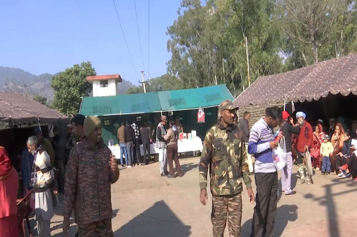 Indian Army organises free medical Camp in Rajouri under Operation Sadbhavana
