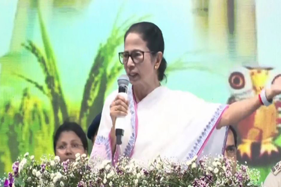 "I respect PM's chair, he should show the same respect": Mamata Banerjee on PM Modi's remarks