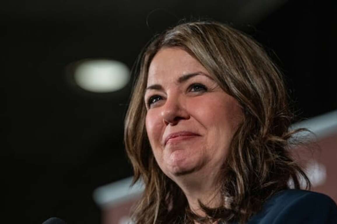 Alberta premier says she likes Ottawa's speedy plan for infrastructure project approvals