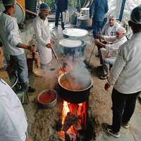 LPG shortage forces traditional wood-fired cooking for Himachal Assembly session food