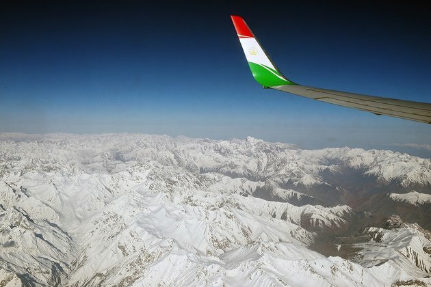 Tajikistan: As Russia cracks open gate, rush for air tickets ensues