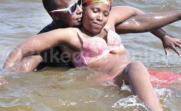 Okusookera mu kinaabiro nga bano kisobola okubawonya ebbugumu eryandibakosezza. Okusookera mu kinaabiro nga bano kisobola okubawonya ebbugumu eryandibakosezza.