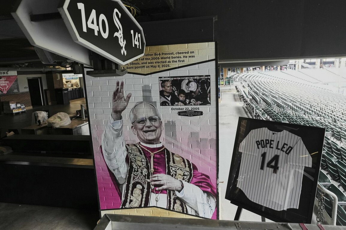 In White Sox stadium broadcast, Pope Leo XIV sends message of hope to Chicago and the US