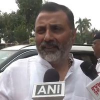 BJP MP Nishikant Dubey claims 18 Kanwariyas killed in Deoghar bus accident, offers condolences