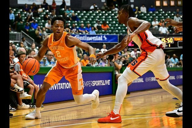 No. 7 Tennessee opens Maui Invitational by topping Syracuse