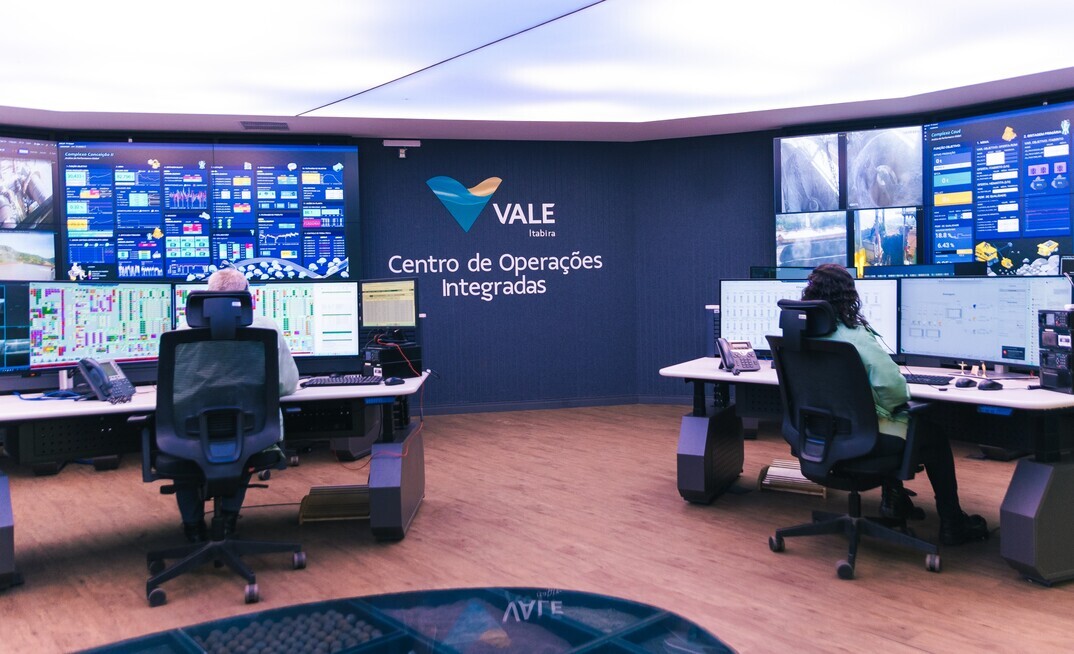 Sala de controle de usina modelo da Vale Itabira Conceição automação