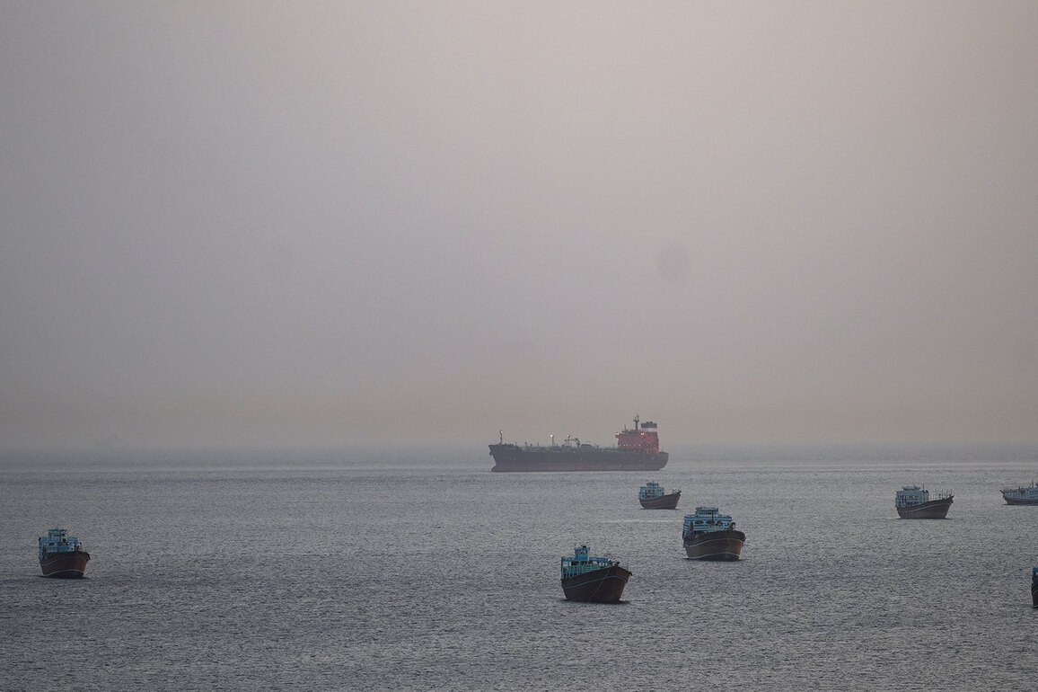 IRGC Navy warns vessels to use designated Hormuz corridor, threatens decisive response