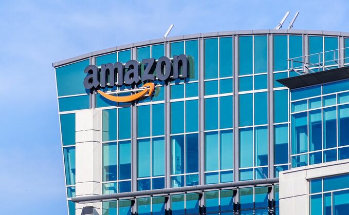 Amazon delays office reopening until 2022
