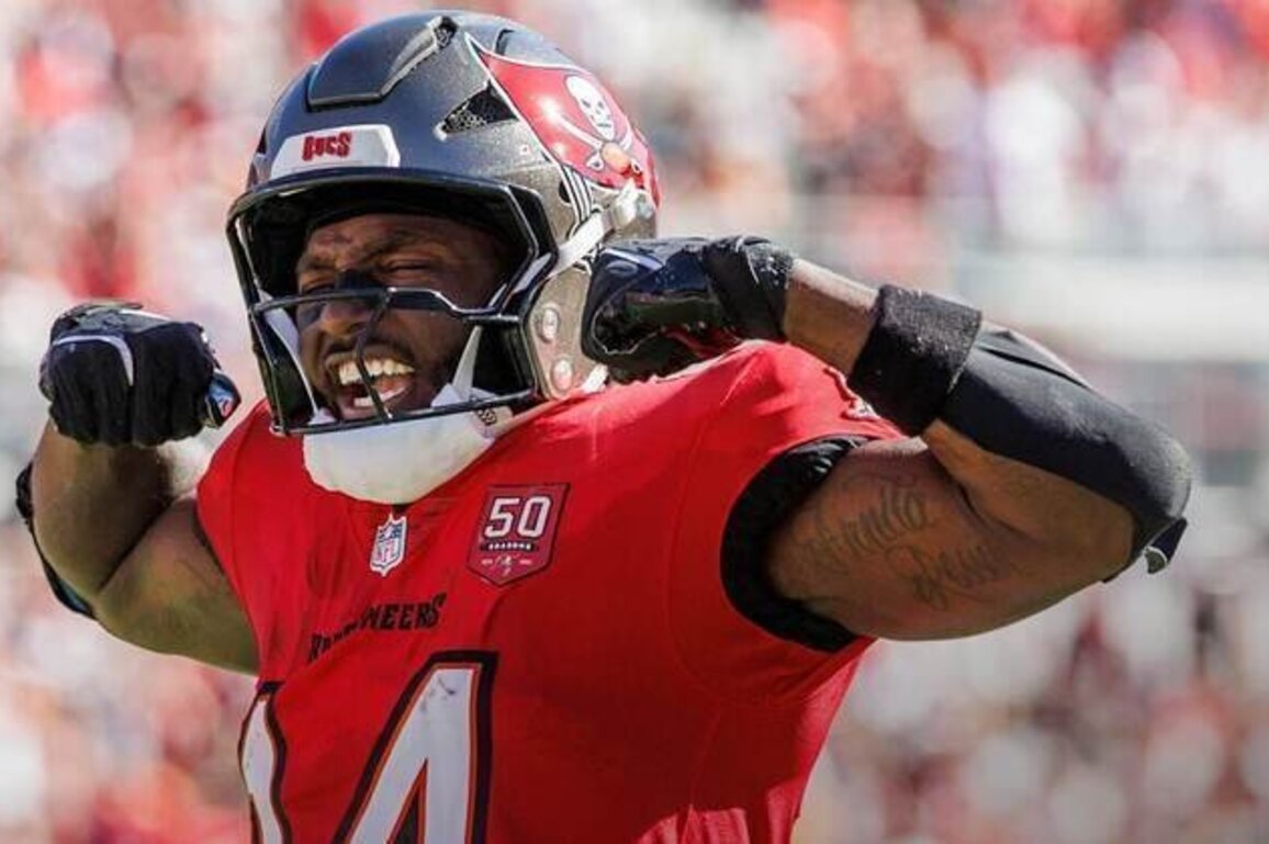 Chris Godwin Jr. Spurs Conversion Rate on Third Down