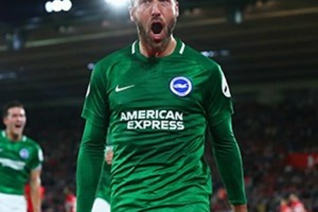 Brighton&#039;s Murray labels Premier League masks &#039;farcical&#039;
