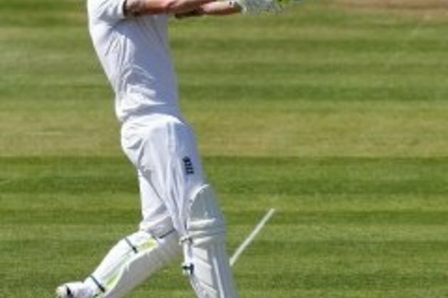 Stokes and Buttler keep Australia at bay