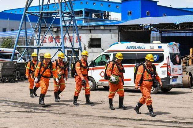 Update: North China coal mine accident leaves 82 dead, nine missing