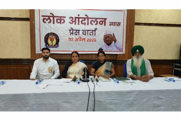 Press Conference at Press Club: Kalpana Inamdar Commends Government's Role Amid Global Tensions and Inflation