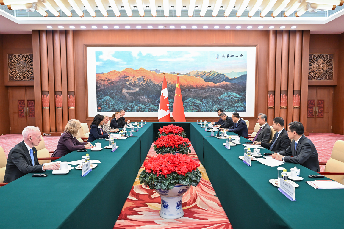 CHINA-BEIJING-WANG YI-CANADA-FM-MEETING (CN)