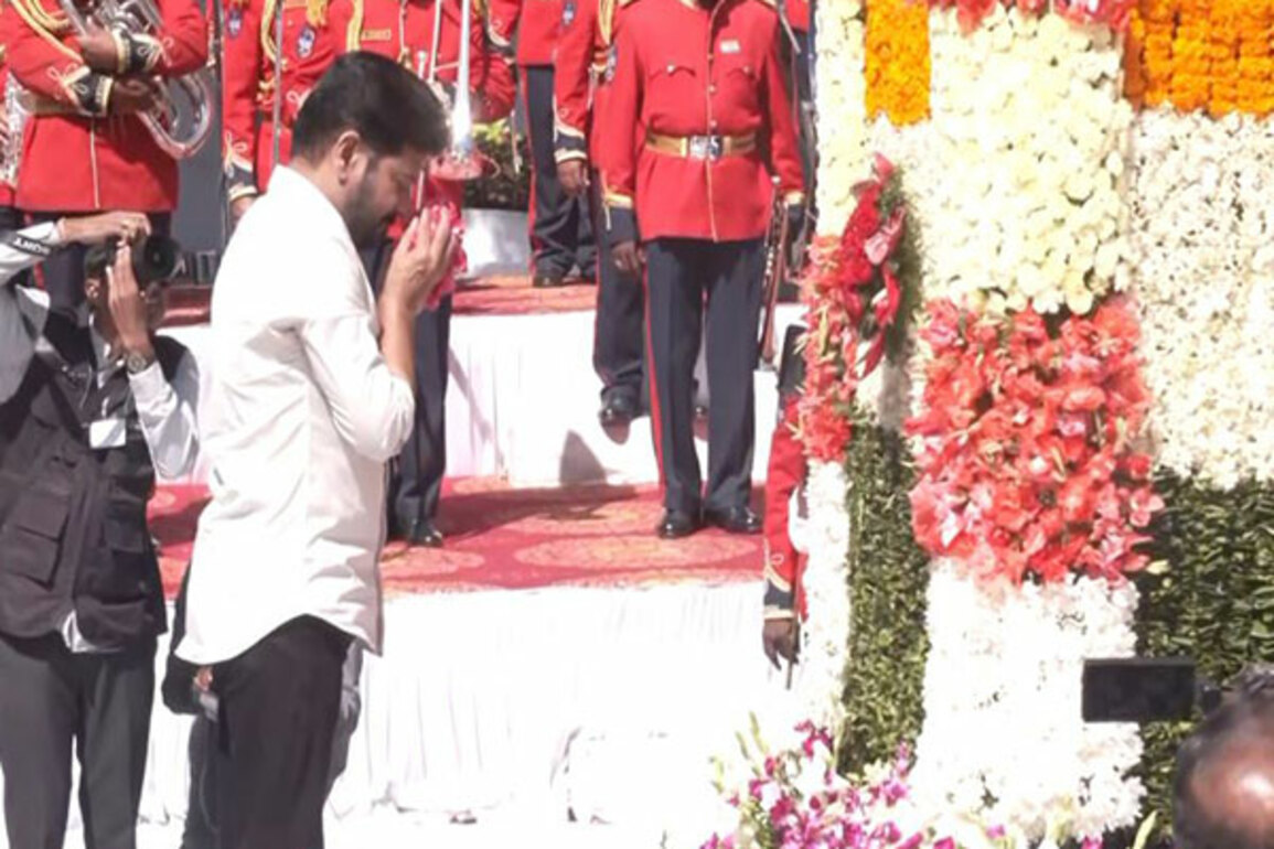 Telangana CM Revanth Reddy honours martyrs with floral tribute on state formation day