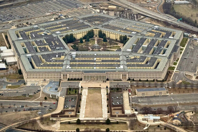 Pentagon taps US carmakers for weapons production  WSJ