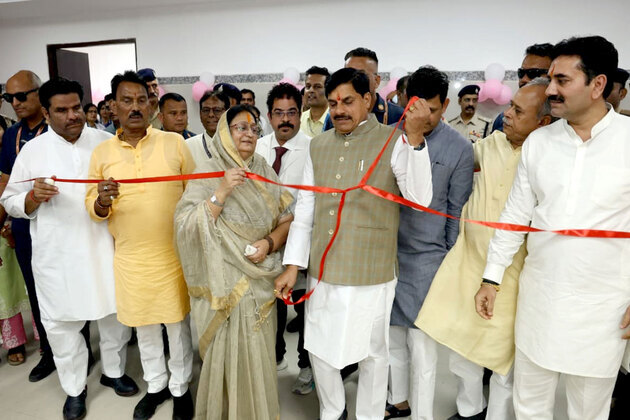 MP CM Yadav inaugurates newly constructed 300-bed district hospital in Indore