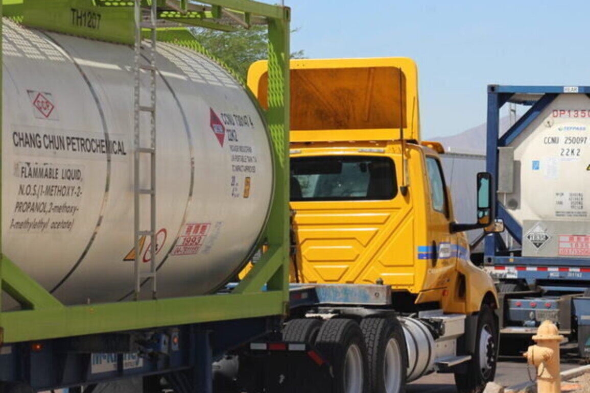 Arizona sues to block ICE facilitynear chemical warehouse