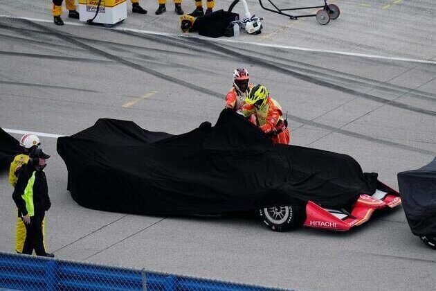 Rain delays in Milwaukee create two-race Sunday