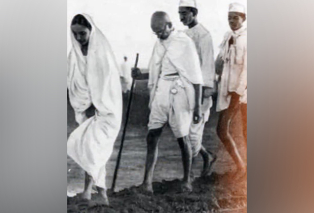 PM Modi, Congress President pay tribute to Dandi March heroes on 95th anniversary