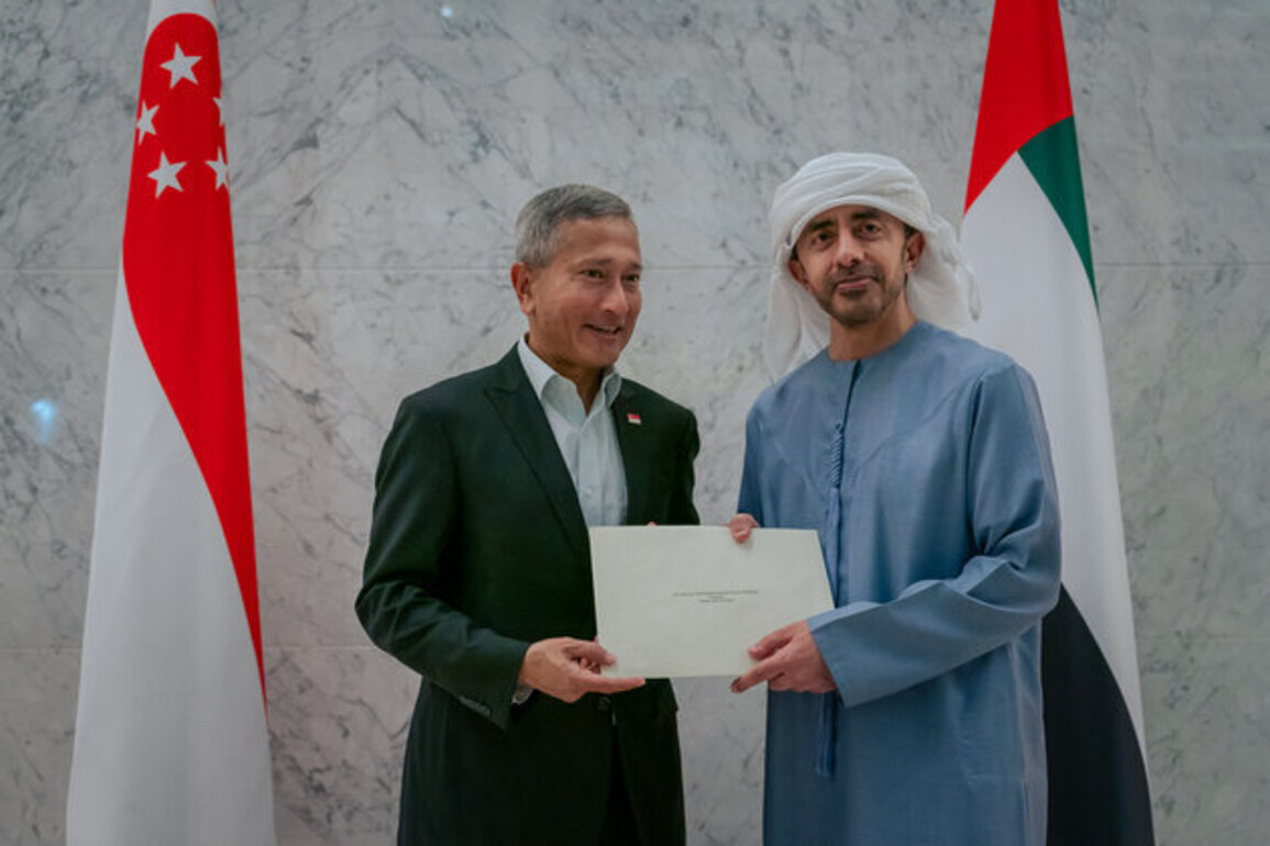 UAE President receives written message from Singapore's President