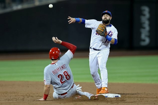 Carlos Carrasco earns 13th win as Mets top Reds